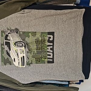 Boys Garanimals gray/green long sleeve tee